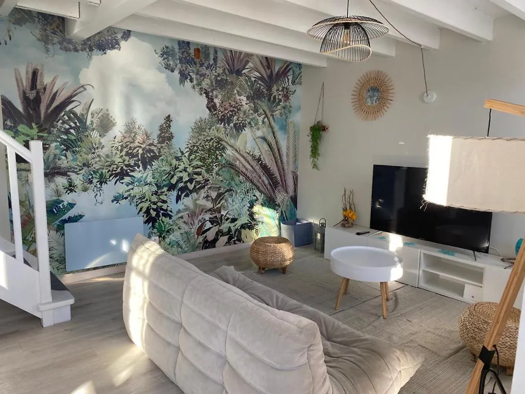 Appt Ambiance Exotique 2 Ch Piscine Lagon Apartment Tarbes 0*,